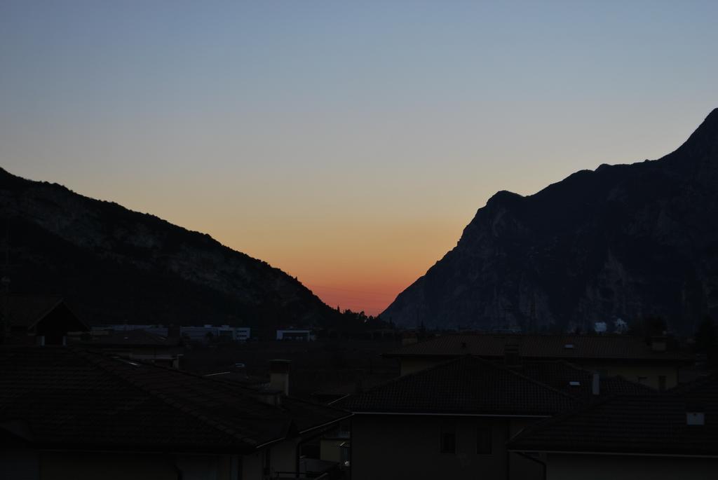 Appartamento Morghen Arco Bagian luar foto